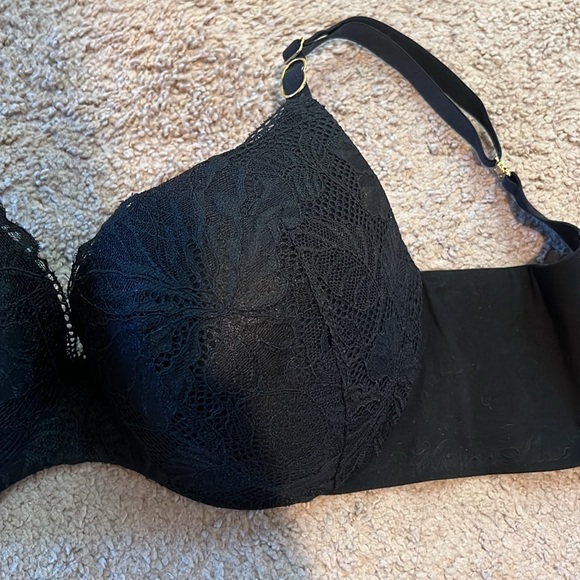Incredible by Victorias Secret Perfect Shape Black Lace Bra - Picture 3 of 6
